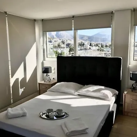 Bright Floor Studio-apartment In Kalamaki * Athens